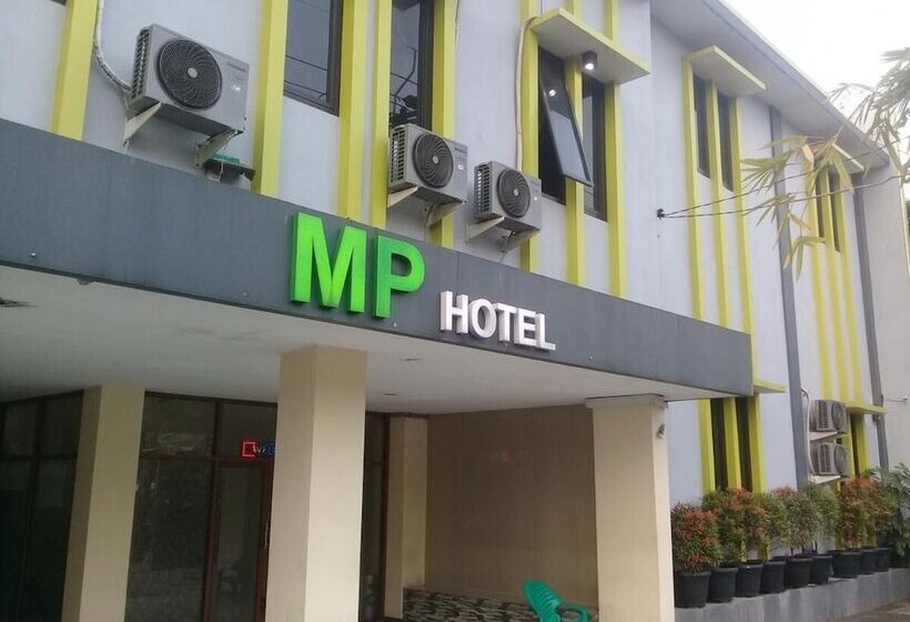 ペンション Mp Hotel Purwakarta