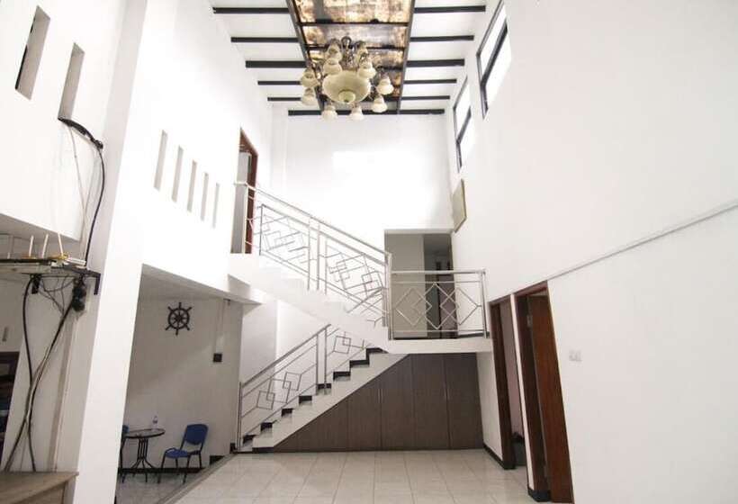 ペンション Mp Hotel Purwakarta