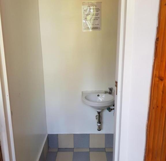 Pensão Nirvana Bamboo & Dive Resort