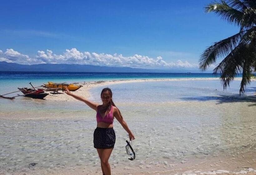 Pensão Nirvana Bamboo & Dive Resort