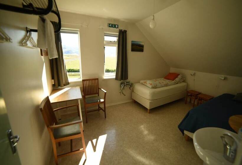 پانسیون Suður Bár Guesthouse