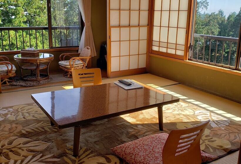 日式旅馆 Ikoisanso