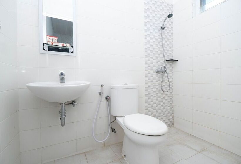 Sunshine Hostel By Oyo Rooms