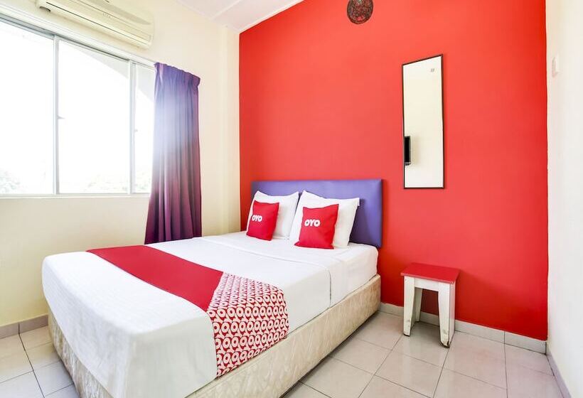 T Family Hotel By Oyo Rooms