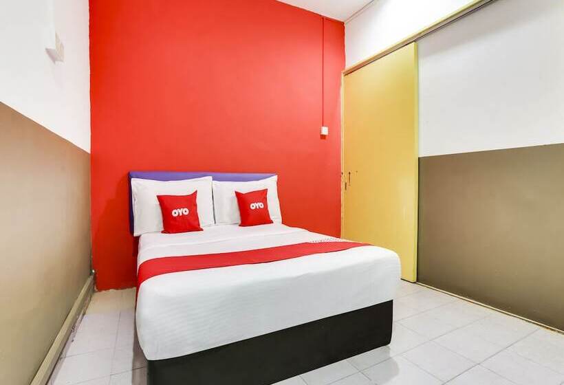 T Family Hotel By Oyo Rooms