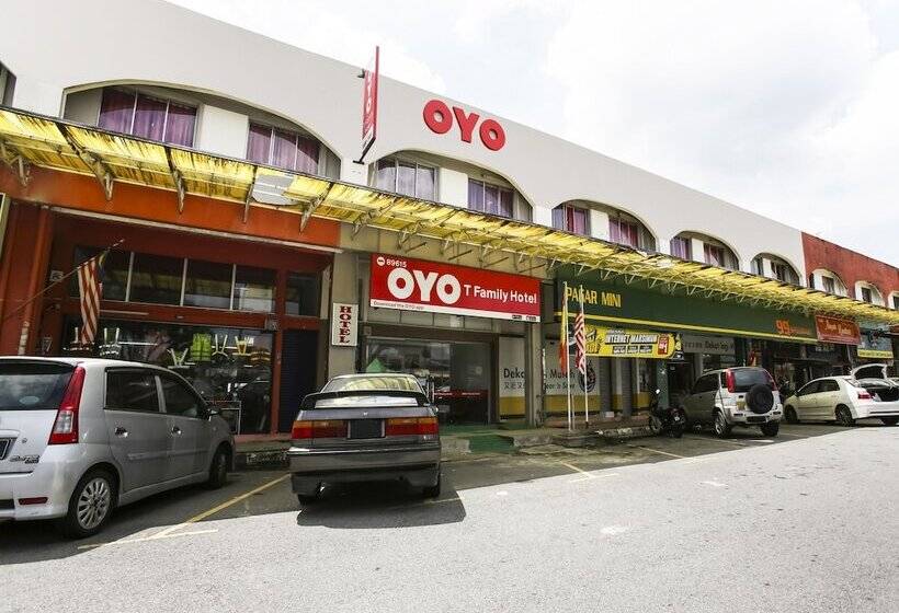 T Family Hotel By Oyo Rooms