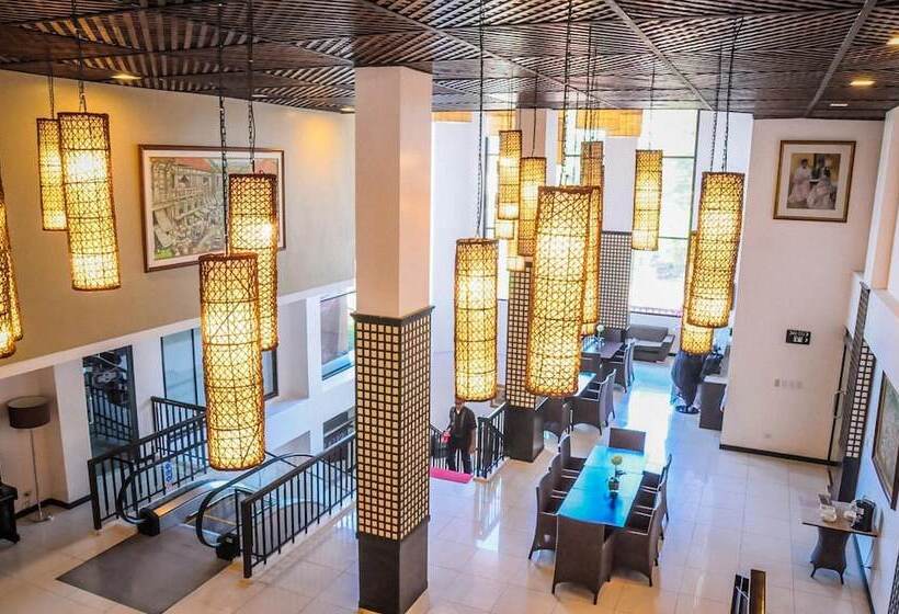 בית מלון כפרי Bauan Plaza