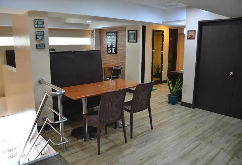 هتل Green Banana Business