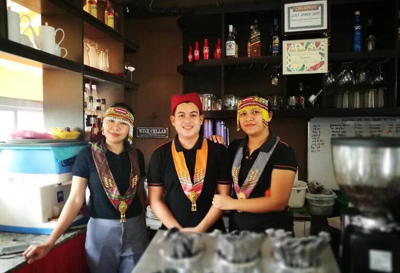 هتل Green Banana Business