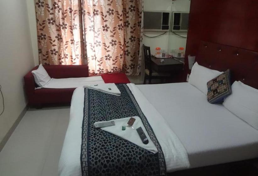 ホテル Imperial Palace Cst