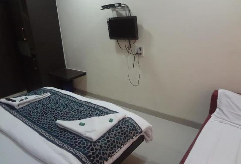 ホテル Imperial Palace Cst