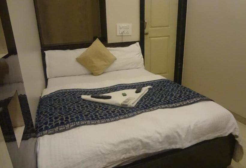 ホテル Imperial Palace Cst