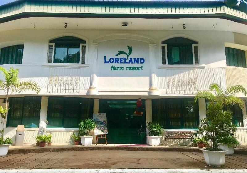 هتل Loreland Farm Resort
