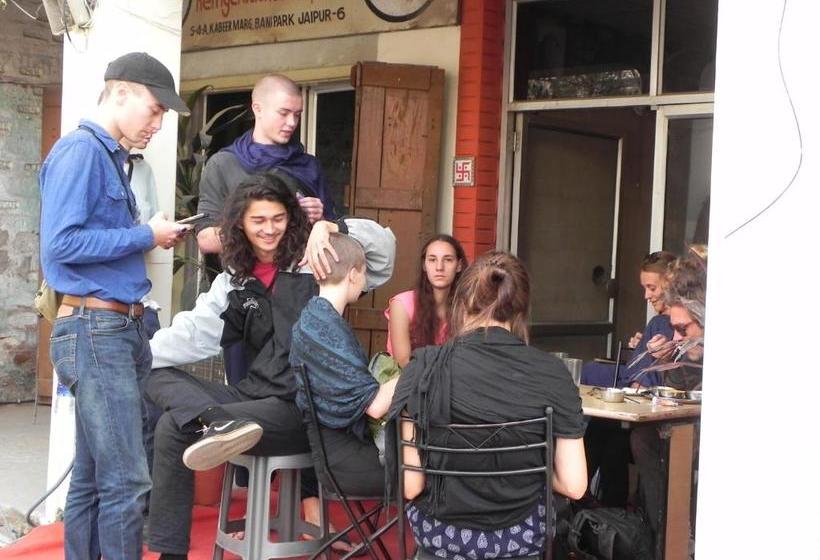 ホテル Nanus Hostel