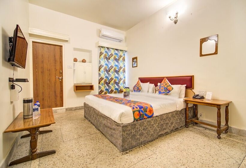 Отель Pink Palace