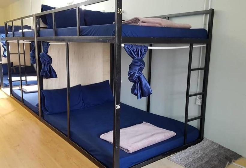 בית מלון כפרי Pu Rock Hostel