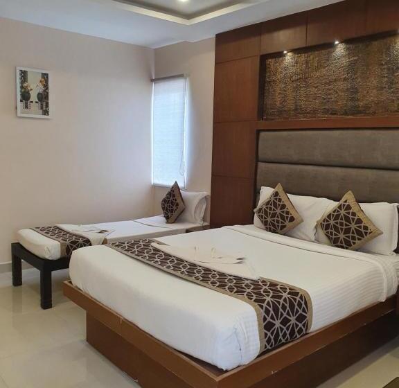 The Hydel Park   Business Class Hotel   Near Central Railway Station