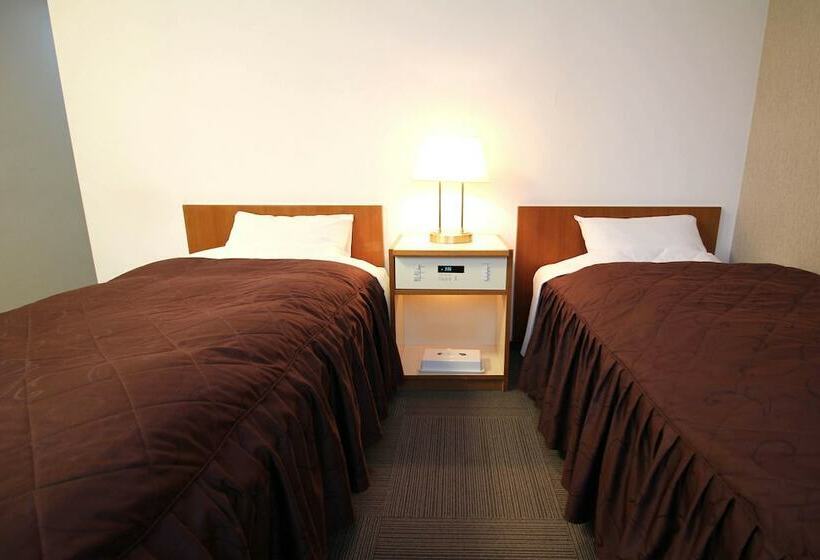 Отель Trend Funabashi