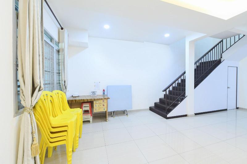 فندق Universal Inn