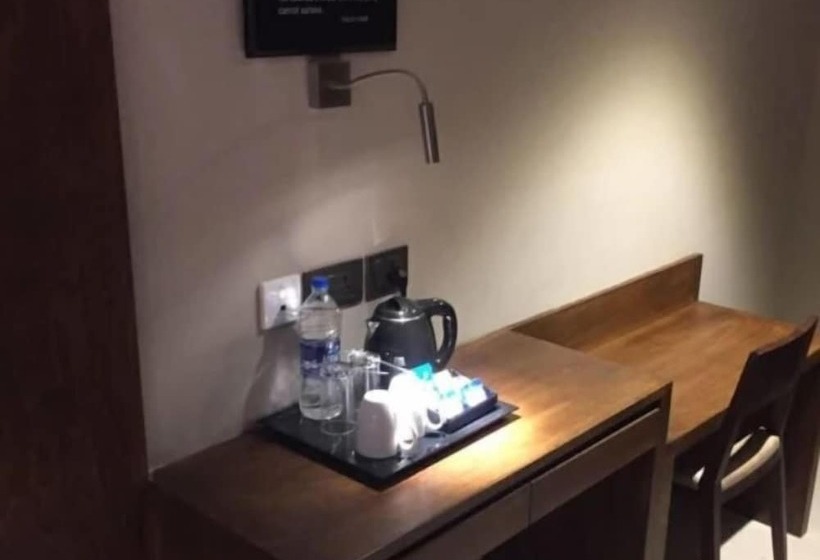 هتل Yash International Calicut