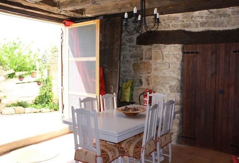 Les Cavallerisses Turisme Rural