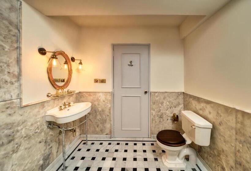 אתר נופש Clarks Exotica Island House, Portblair