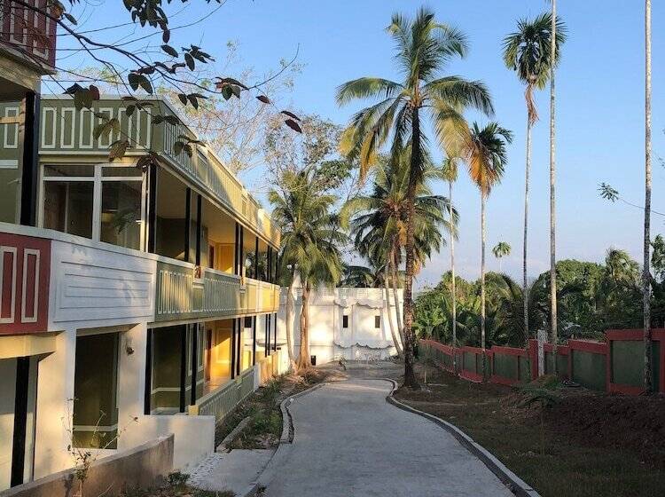 אתר נופש Clarks Exotica Island House, Portblair