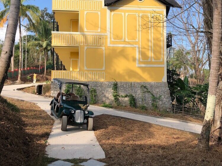 אתר נופש Clarks Exotica Island House, Portblair