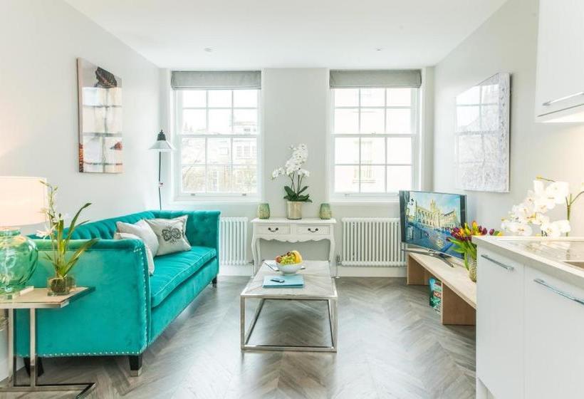 The Halcyon Hotel Apartments, Henry Street