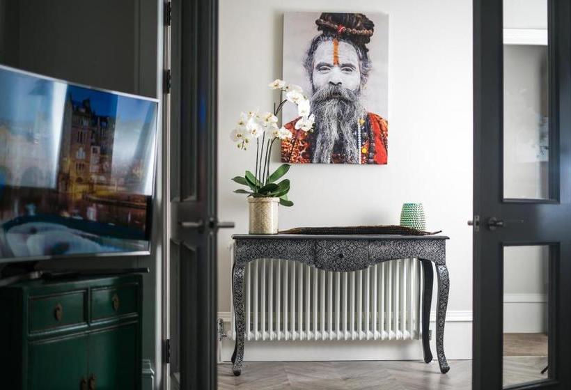 The Halcyon Hotel Apartments, Henry Street