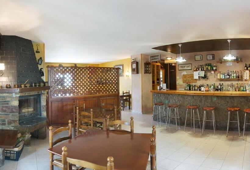 בית מלון כפרי Ca De Graus