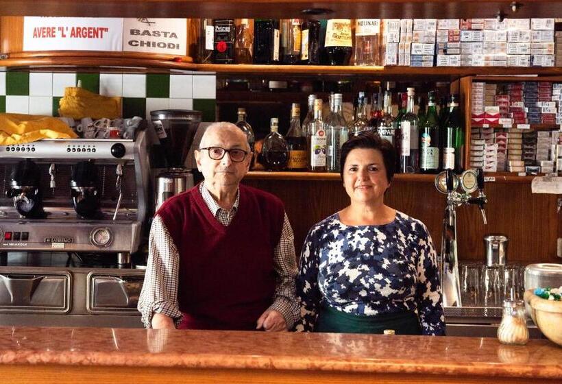 فندق Albergo Al Platano