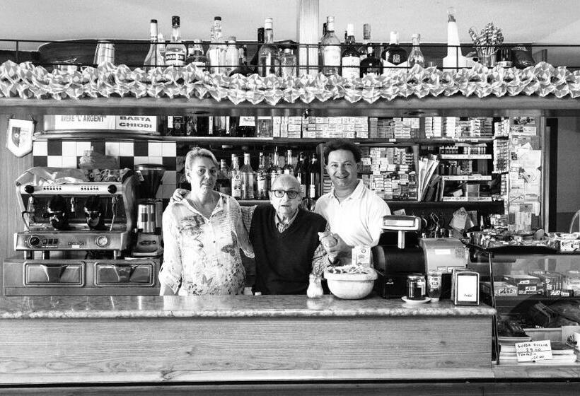 فندق Albergo Al Platano