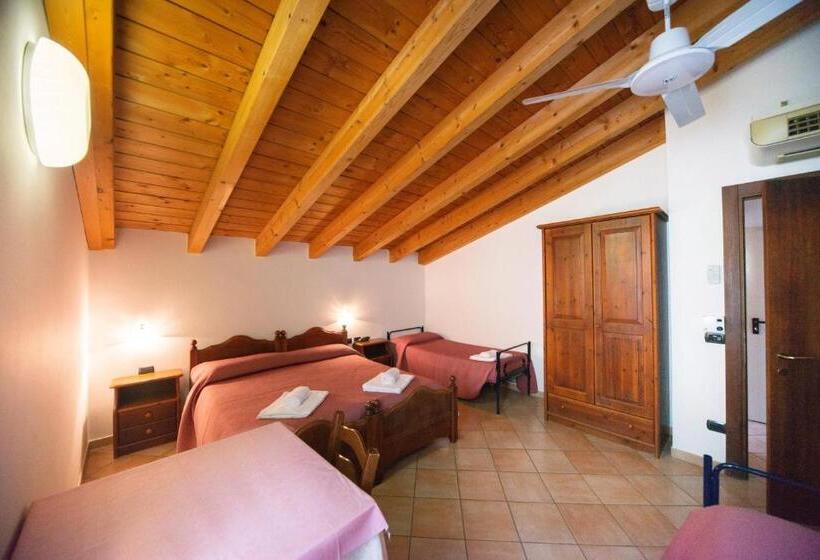 فندق Albergo Al Platano