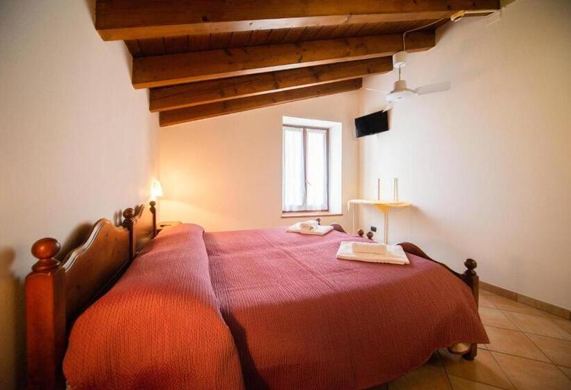 فندق Albergo Al Platano