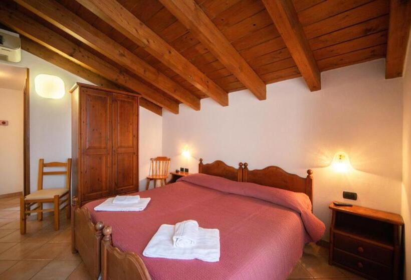 فندق Albergo Al Platano