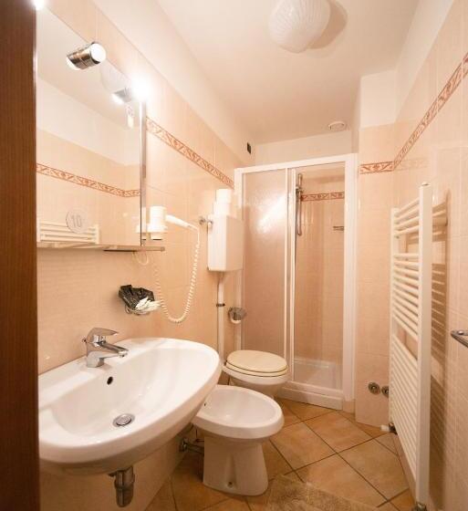 فندق Albergo Al Platano