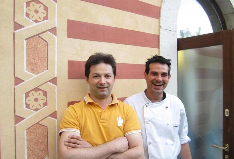 فندق Albergo Al Platano