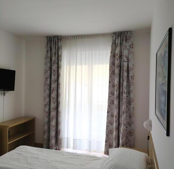 ホテル New Garden