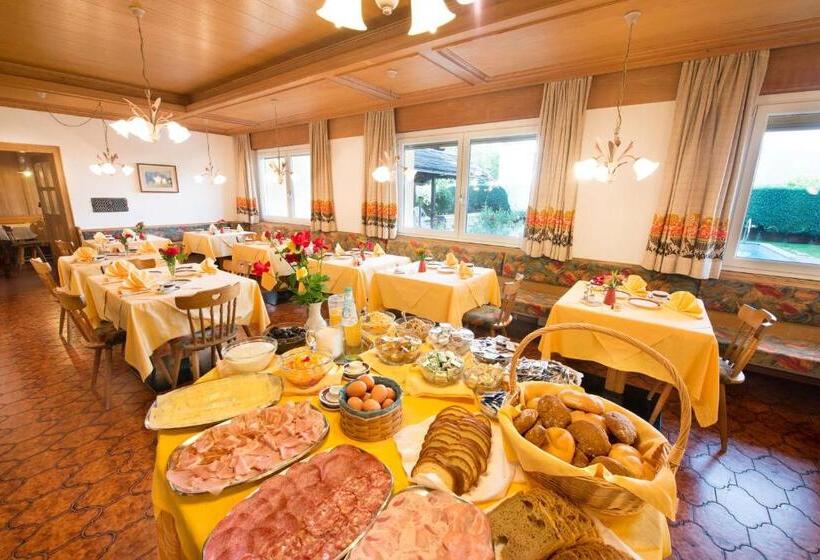 בית מלון כפרי Pensione Penegalblick