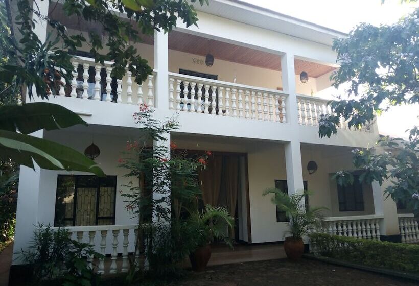 민박 Jutland Lodge Moshi