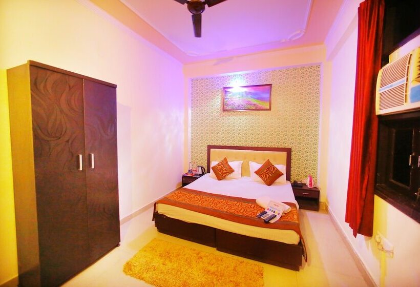 בית מלון כפרי Adb Rooms Arrival Inn