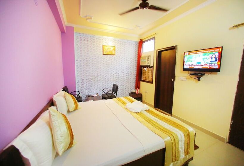 בית מלון כפרי Adb Rooms Arrival Inn