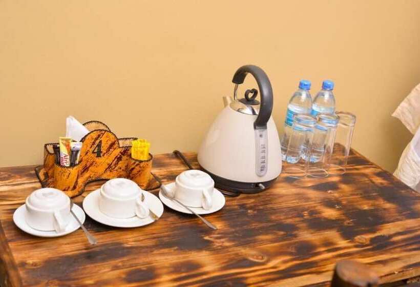 هتل Burka Coffee Lounge