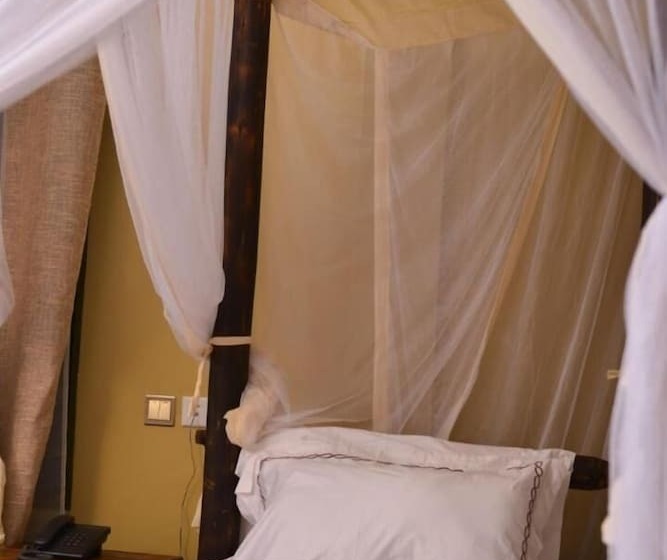 هتل Burka Coffee Lounge