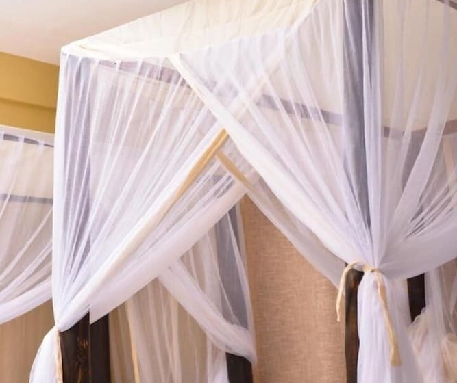 هتل Burka Coffee Lounge