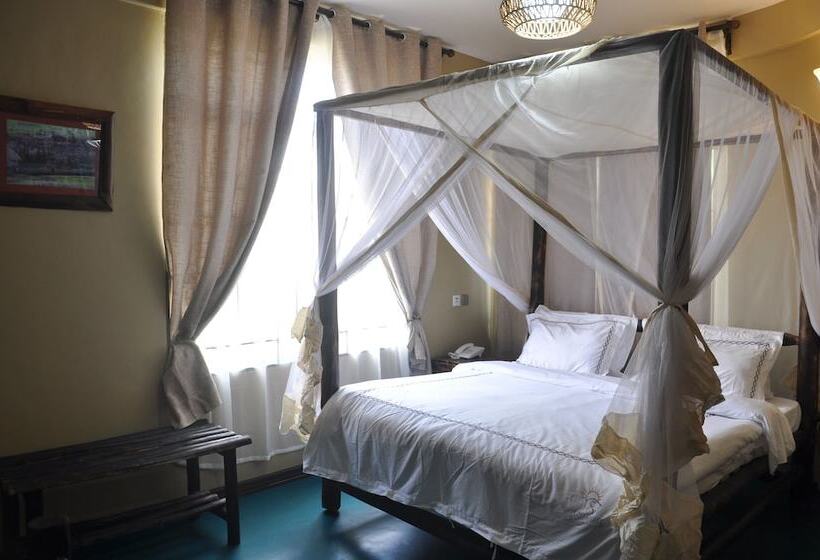 هتل Burka Coffee Lounge