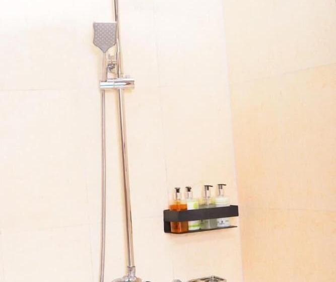 هتل Burka Coffee Lounge