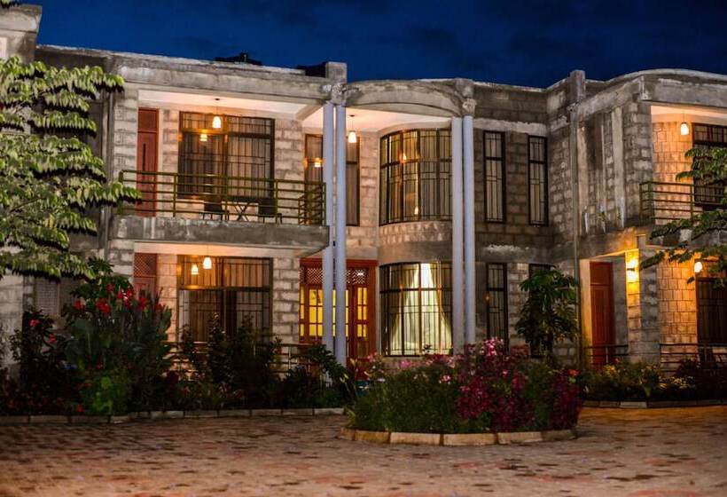 هتل Burka Coffee Lounge