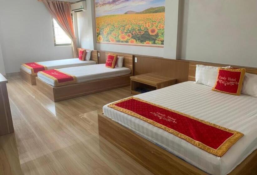 Candy Hotel Hạ Long